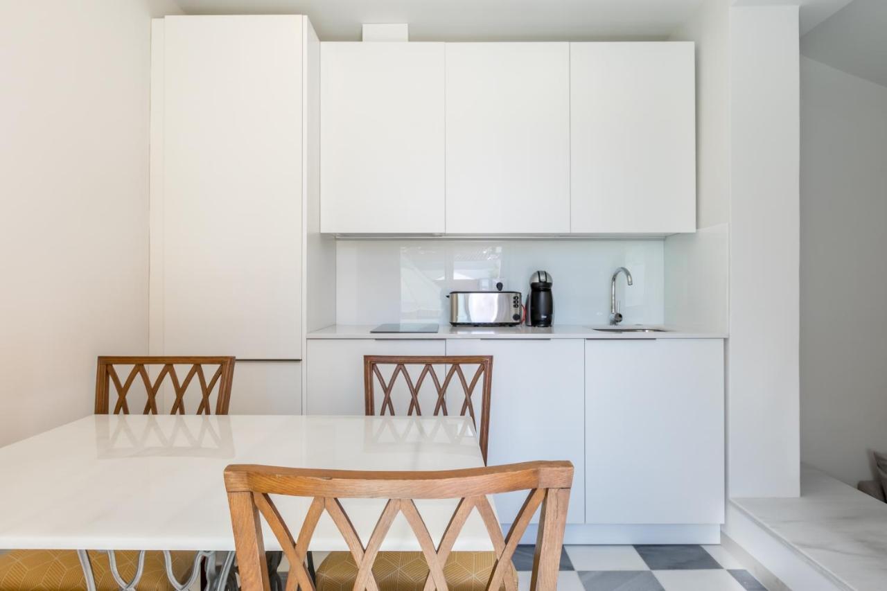 Casa Temprado Aparthotel Seville Ngoại thất bức ảnh