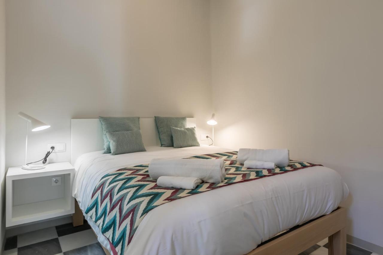 Casa Temprado Aparthotel Seville Ngoại thất bức ảnh