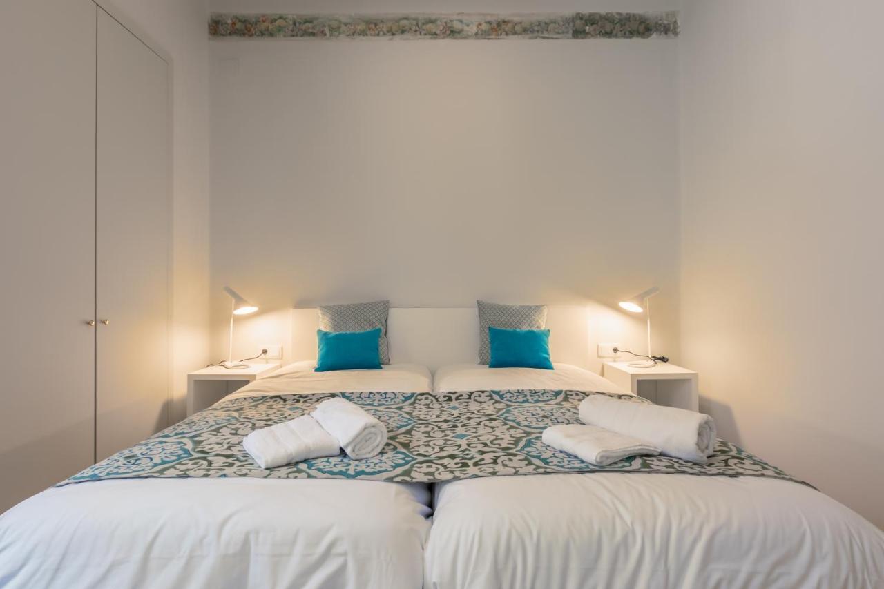 Casa Temprado Aparthotel Seville Ngoại thất bức ảnh